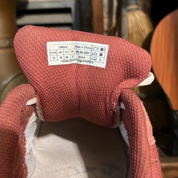 Vionic 23 Walker Sz 12W Suede Comfy Leisure Orthotic Insole Arch Support - Picture 7 of 10